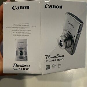 Canon PowerShot ELPH 180 Silver Camera